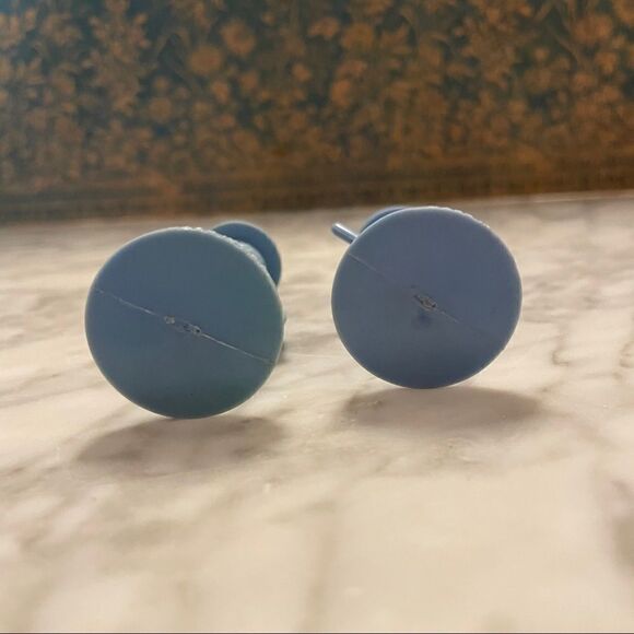 Vintage Mr. Peanut Salt and Pepper Shakers - Picture 5 of 5